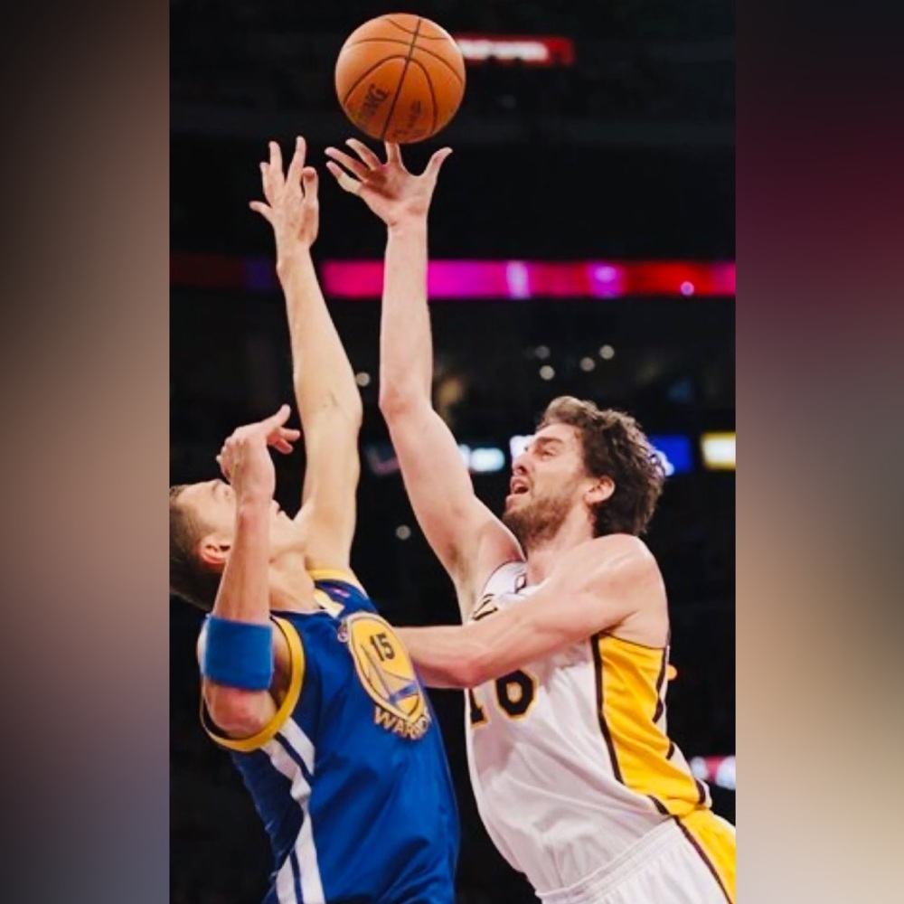 NEW!💯 PAU GASOL LOS ANGELES LAKERS GLOSSY 8.5x11 REPRINT FULL PAGE POSTER!🤩